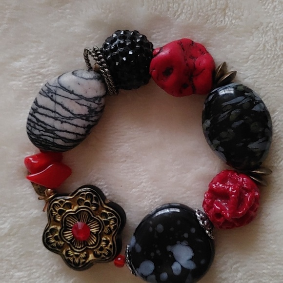 Vintage Treska Beaded Chunky Stretch Braclet - Picture 2 of 4